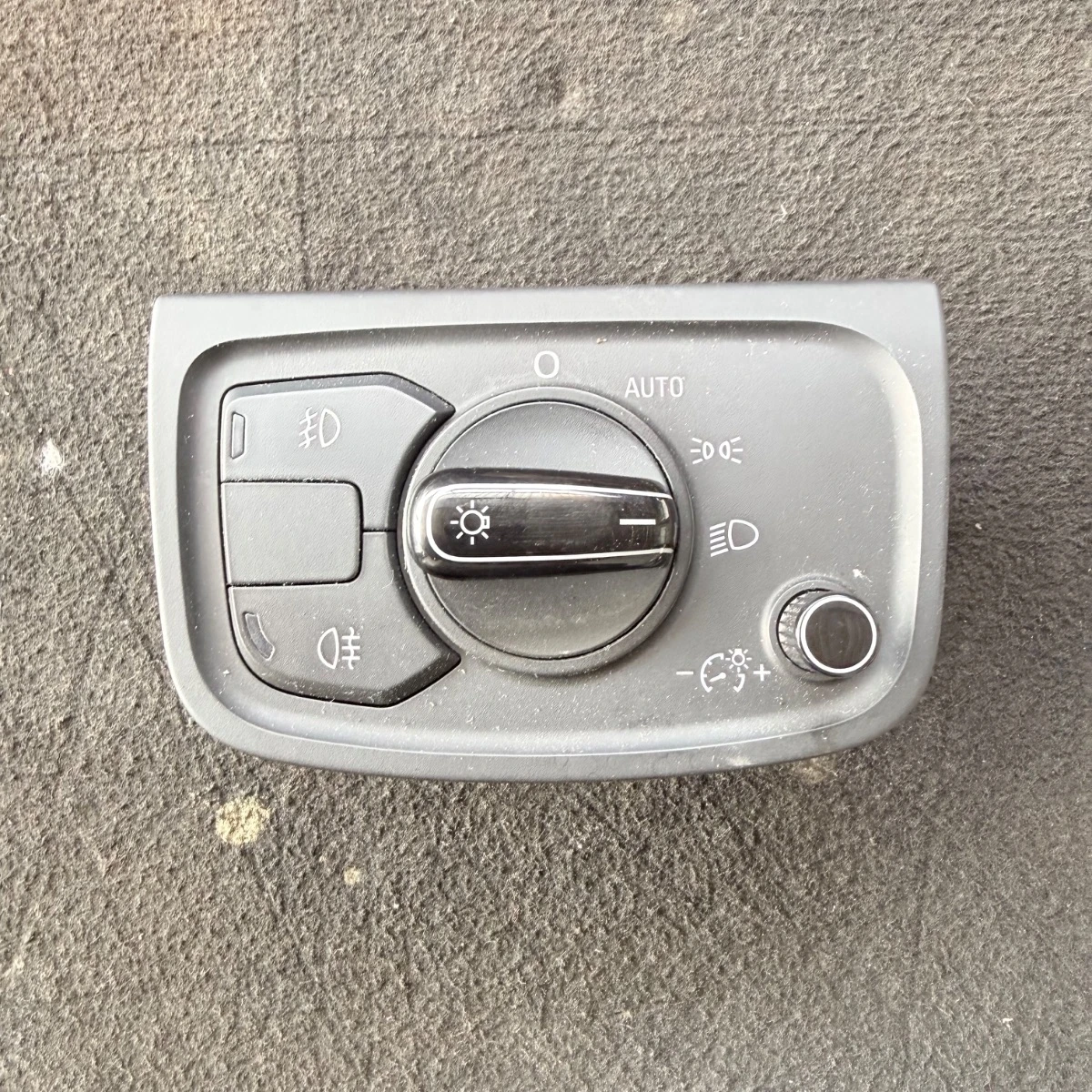 ���� �� �������� � ���������� �� Audi A8 D4 4H0941531-1143 | Mobile.bg � ����������� 1