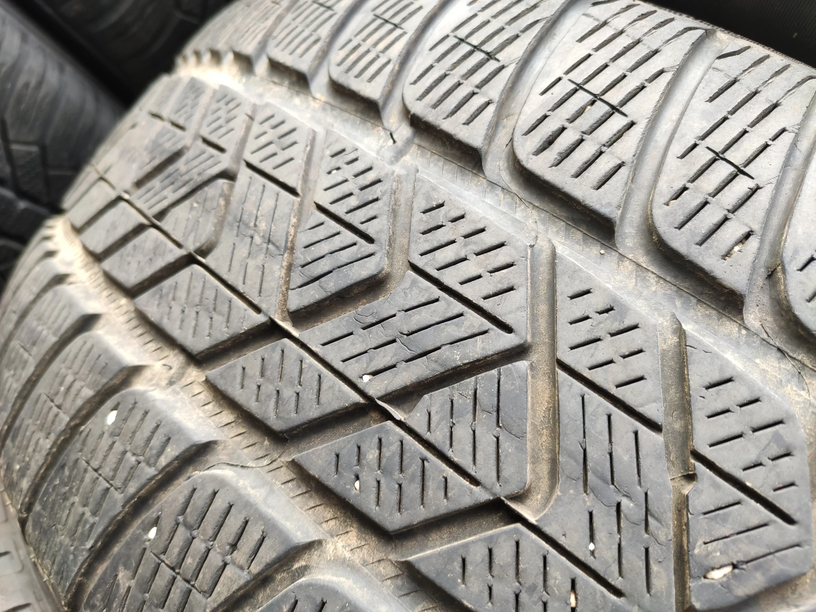  255/45R20 | Mobile.bg   5