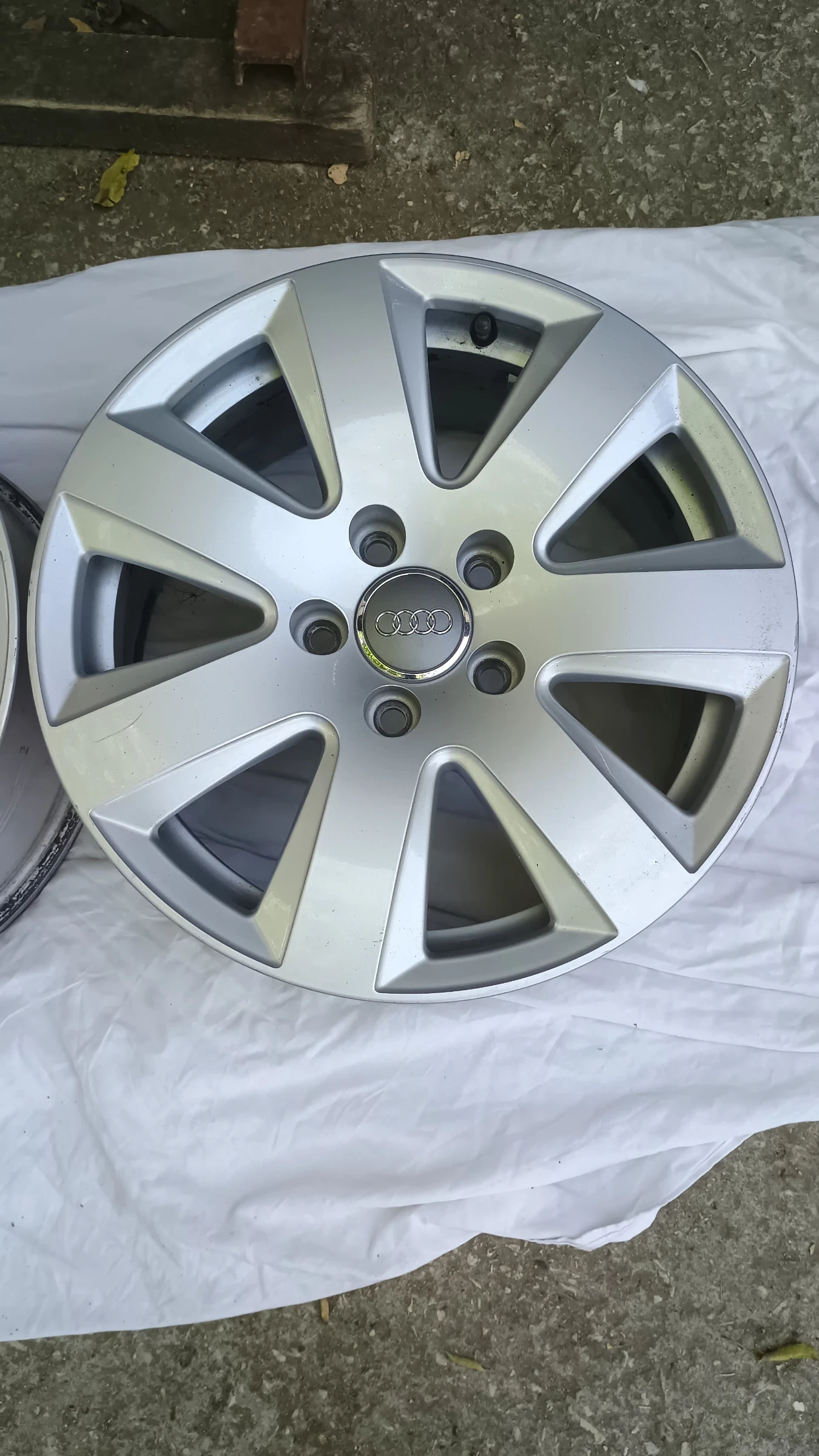   Audi | Mobile.bg   2