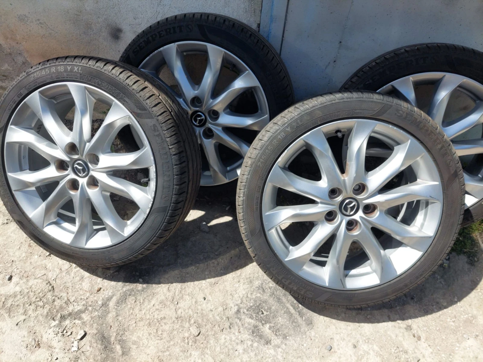 Гуми с джанти Semperit 215/45R18