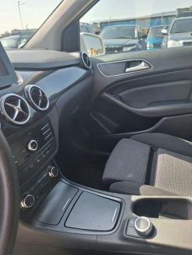 Mercedes-Benz B 220 хечбек, снимка 7