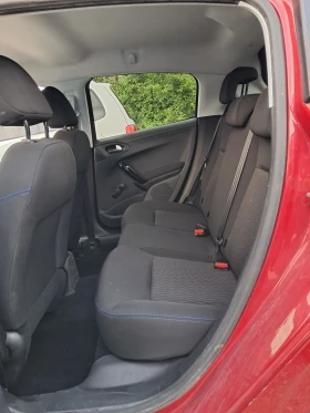 Peugeot 208 1.2 бензин, сменен ангренаж, снимка 12