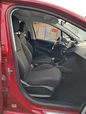 Peugeot 208 1.2 бензин, сменен ангренаж, снимка 11