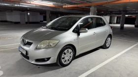 Toyota Auris 1.4 D4D, снимка 1