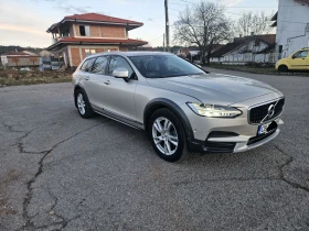 Volvo V90 Cross Country D4 - изображение 1