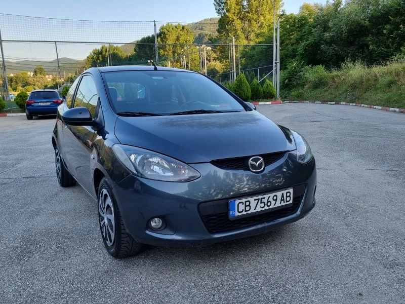 Mazda 2 1.4 Hdi Klima/Euro4, снимка 8 - Автомобили и джипове - 41672658