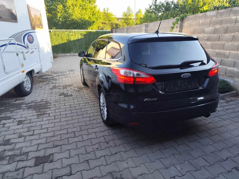 Ford Focus 1.6 eco bust, снимка 3 - Автомобили и джипове - 47053049