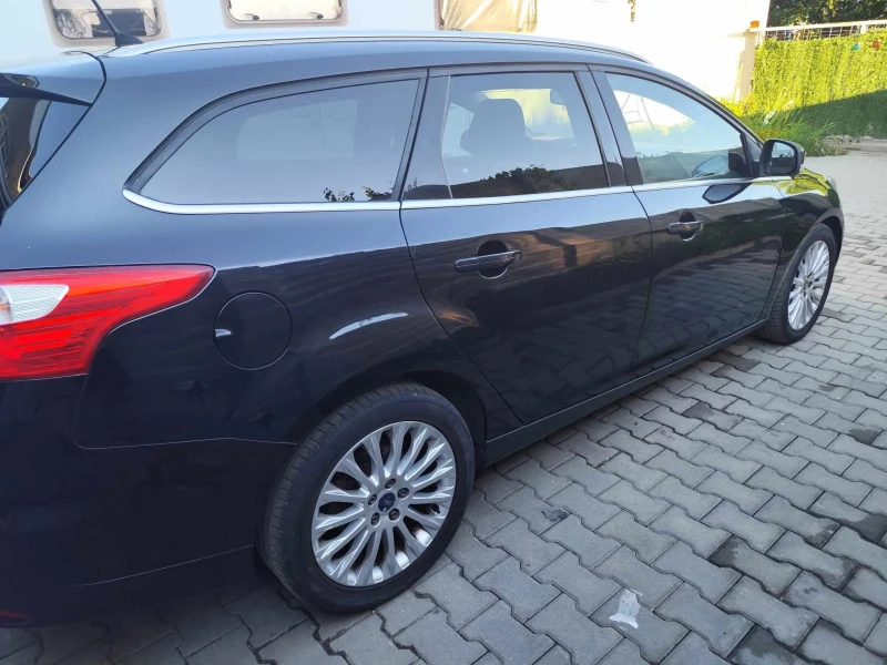 Ford Focus 1.6 eco bust, снимка 4 - Автомобили и джипове - 47053049