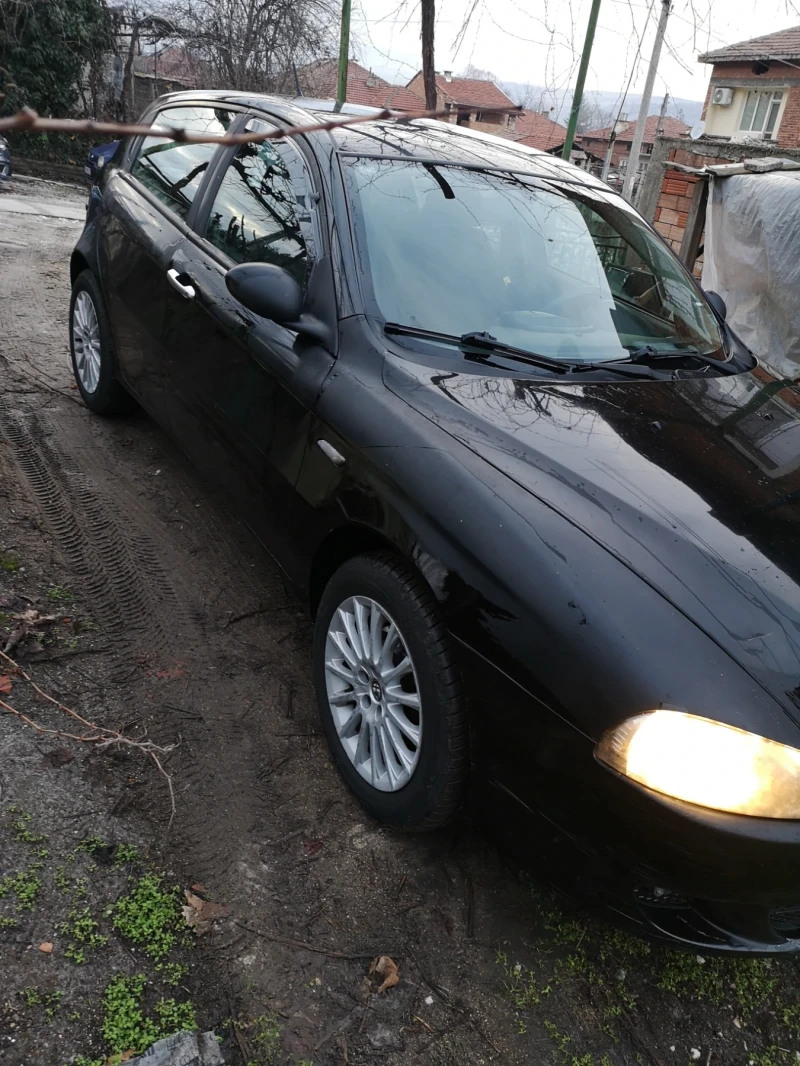 Alfa Romeo 147 1, 9 mjet, снимка 10 - Автомобили и джипове - 48444246