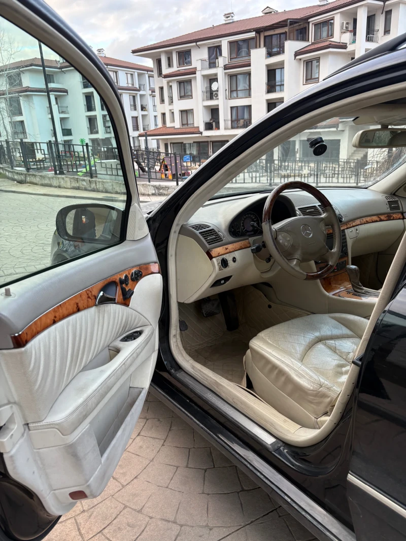 Mercedes-Benz E 350 Elegance 4 Matic Газ, снимка 4 - Автомобили и джипове - 49557570