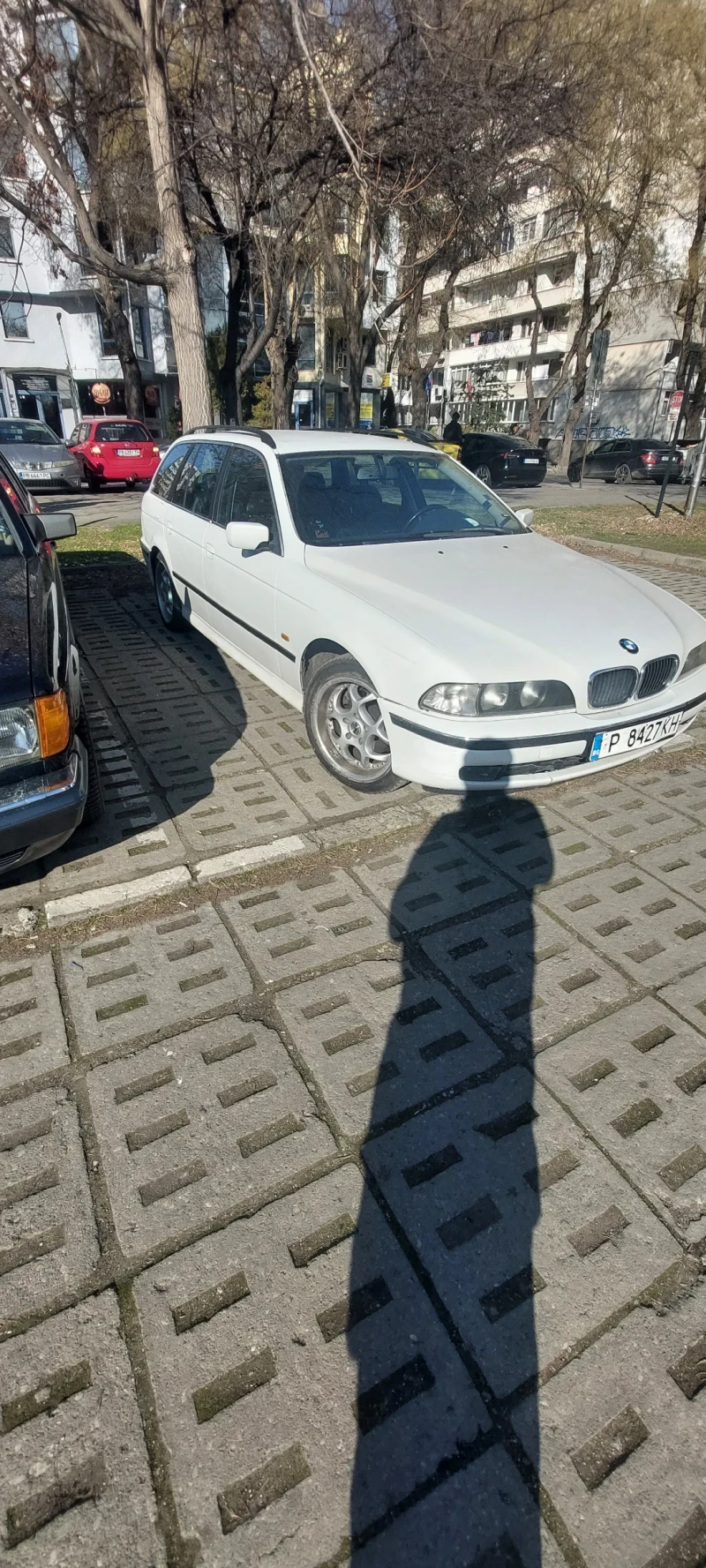 BMW 523, снимка 2 - Автомобили и джипове - 49038095