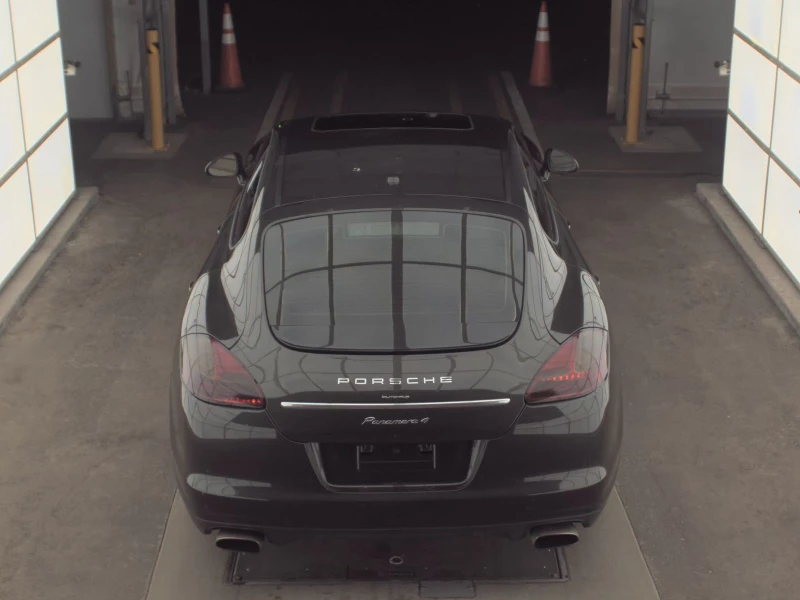 Porsche Panamera 4, снимка 5 - Автомобили и джипове - 52911750