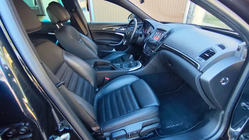 Opel Insignia Opc line, снимка 10 - Автомобили и джипове - 52564153