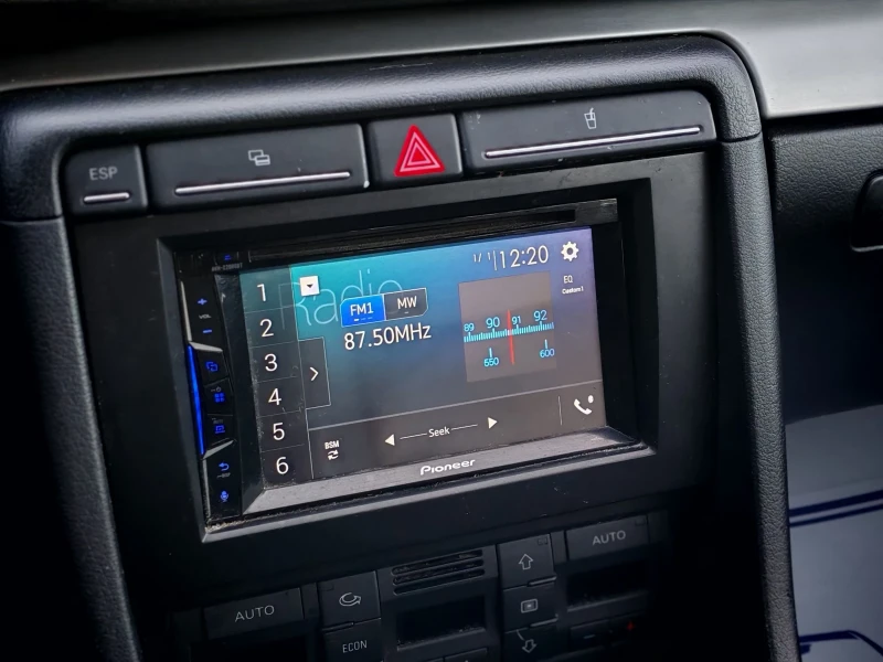 Audi A4 2.0TDI(136)* FACELIFT* FINAL-EDITION* , снимка 16 - Автомобили и джипове - 52712300