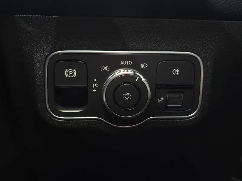 Mercedes-Benz EQB | Mobile.bg � ����������� 17