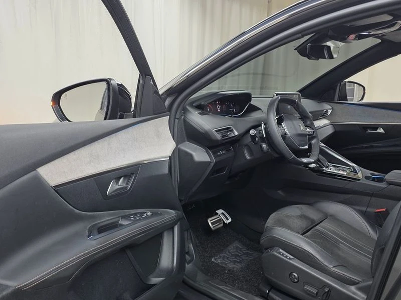 Peugeot 3008 1.5 Automatic ПАНОРАМА* ПОДГРЕВ* МАСАЖ, снимка 10 - Автомобили и джипове - 55944357