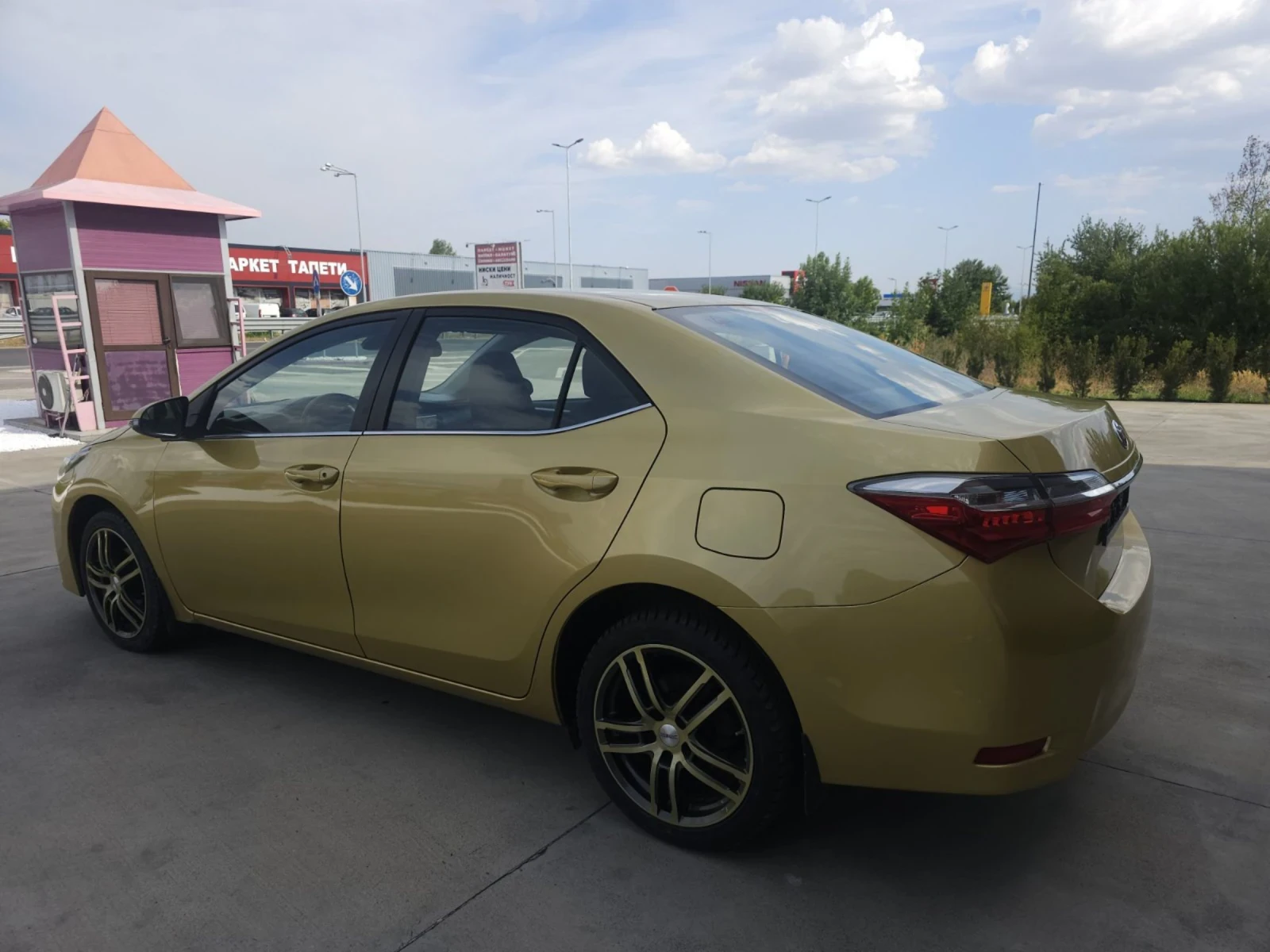 Toyota Corolla 1.6 LPG - изображение 6