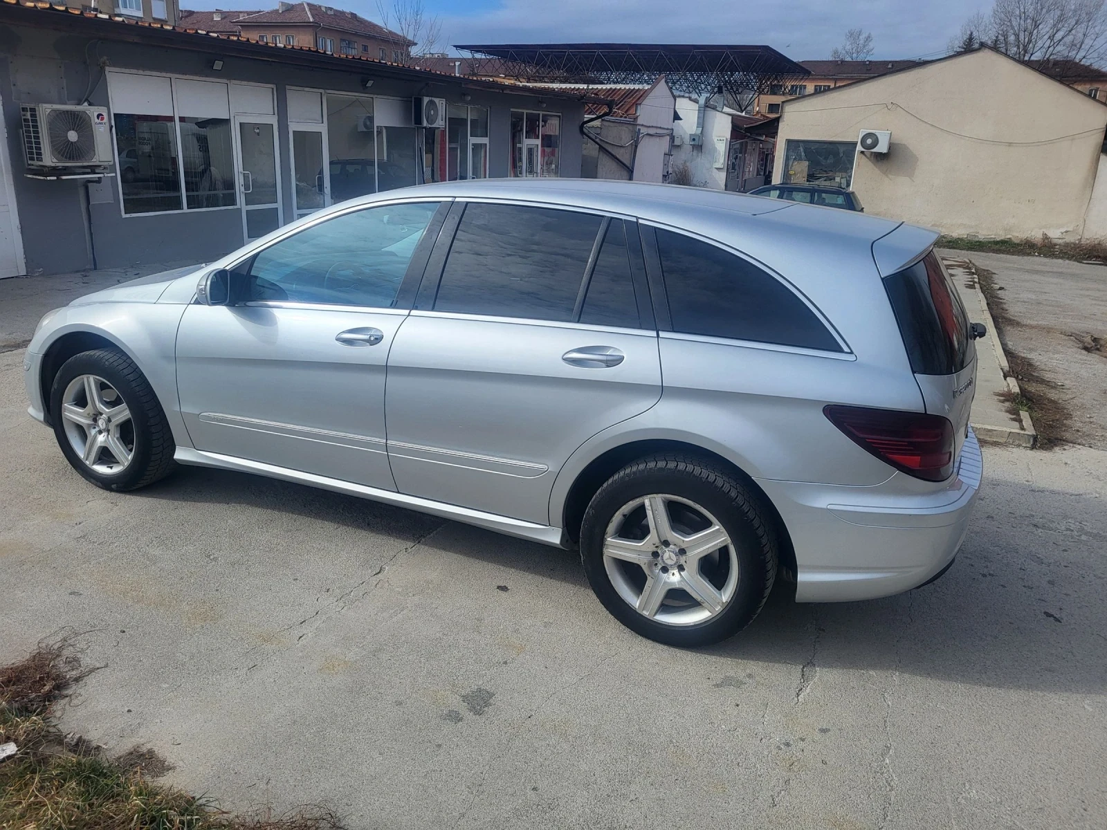 Mercedes-Benz R 320 3200 - изображение 4