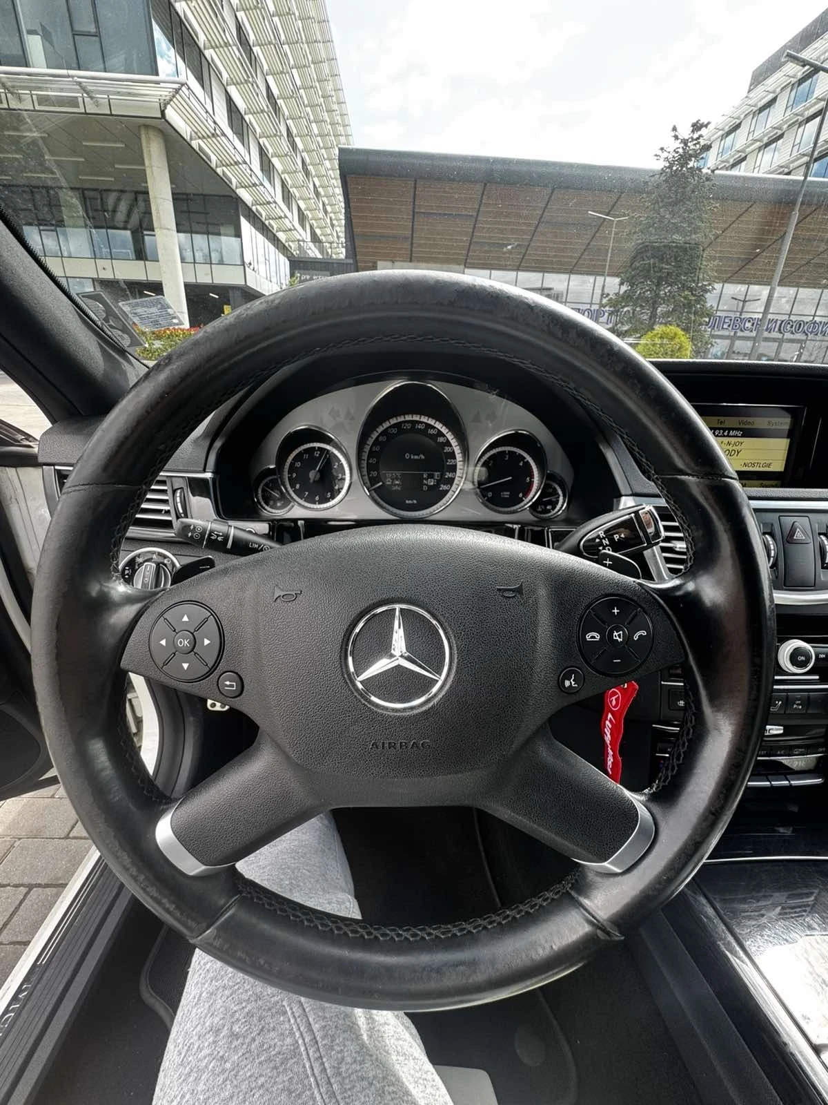 Mercedes-Benz E 350 W212 350CDI 4 MATIC F1 FULL AMG PACK всички екстри - изображение 5