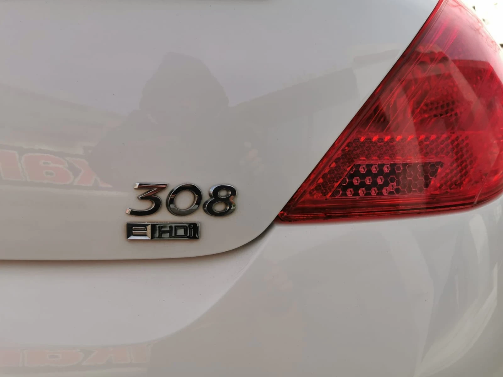 Peugeot 308 1, 6 E-HDI Sportium NAVI EURO5  - изображение 9