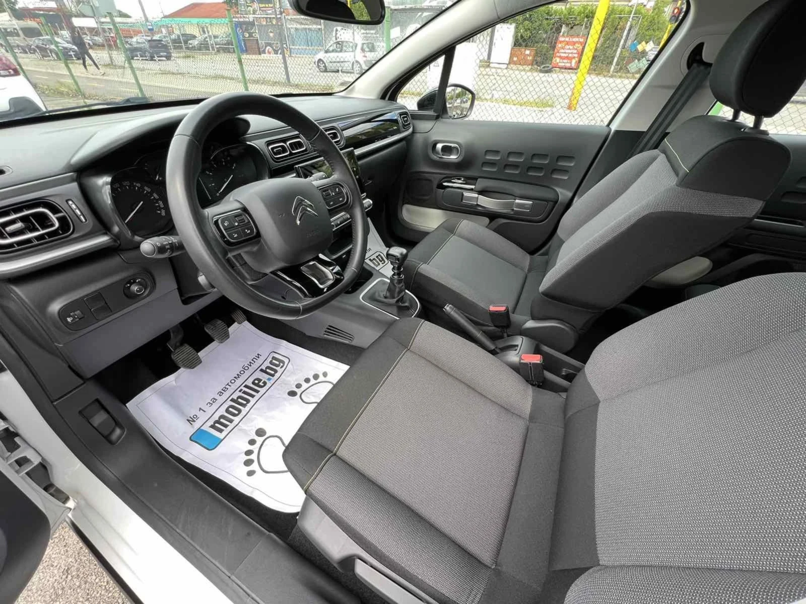 Citroen C3 1.2/110kc - изображение 7