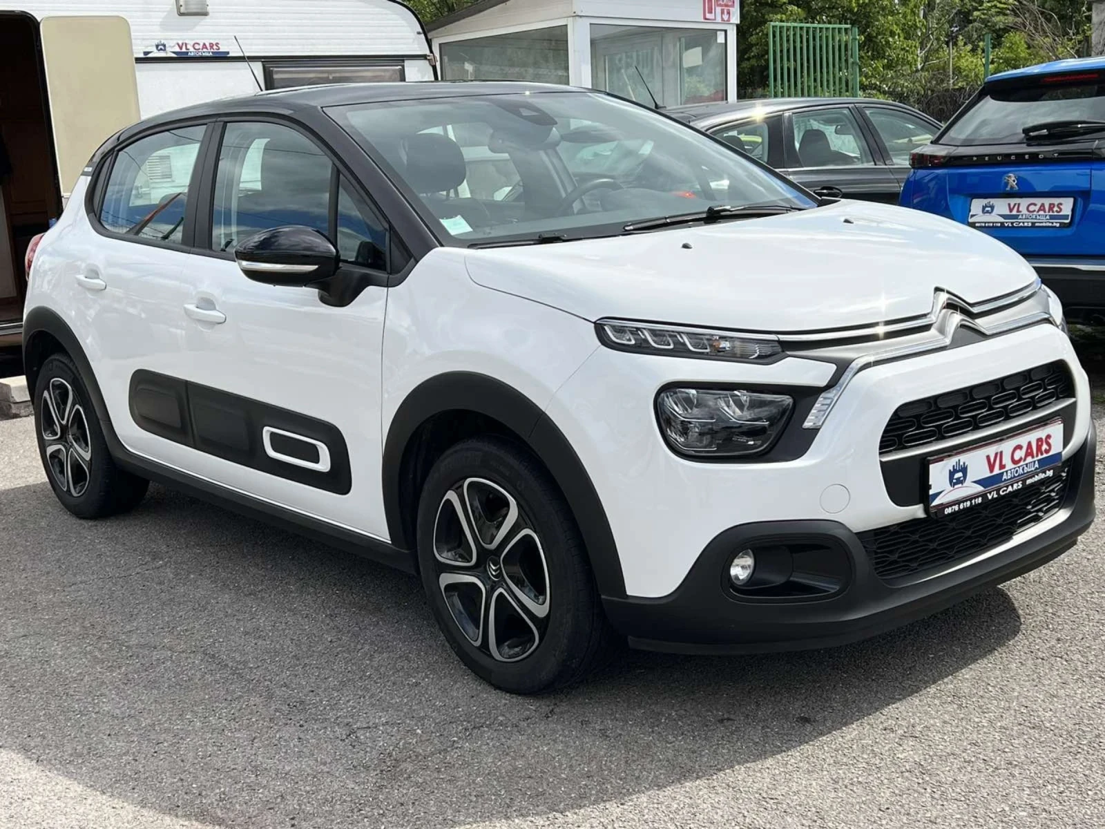 Citroen C3 1.2/110kc - изображение 3