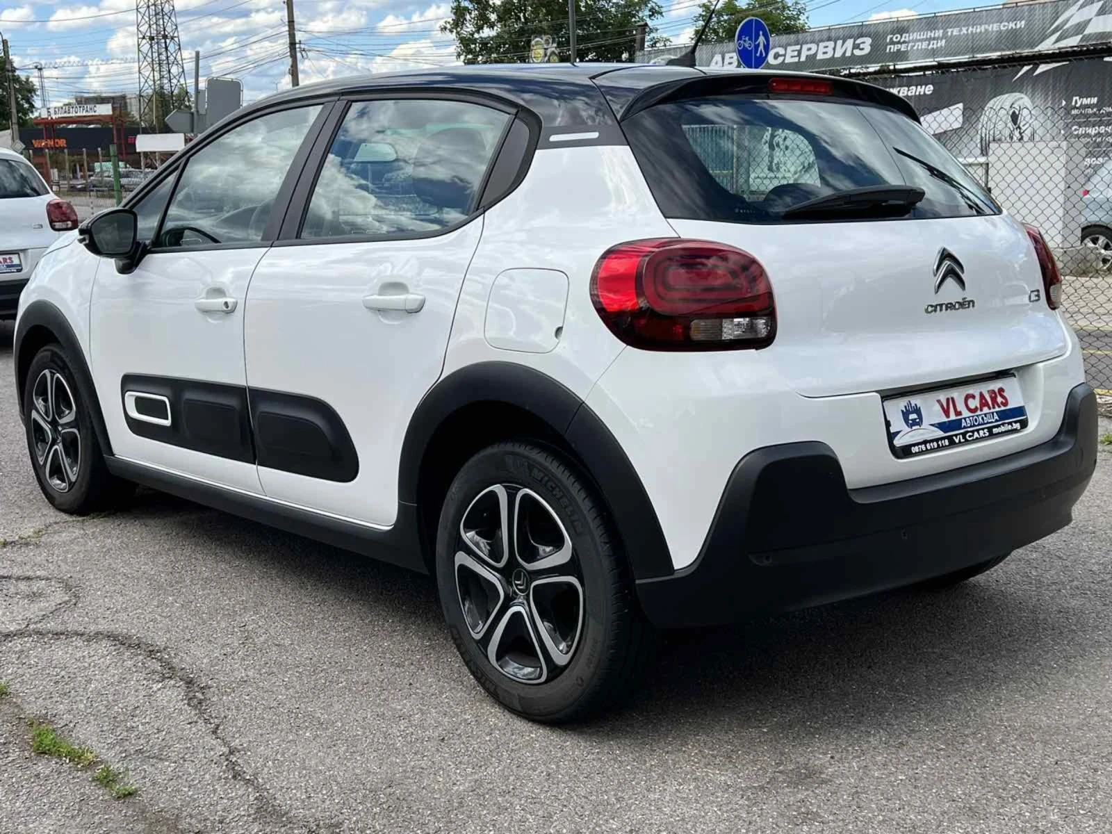 Citroen C3 1.2/110kc - изображение 6