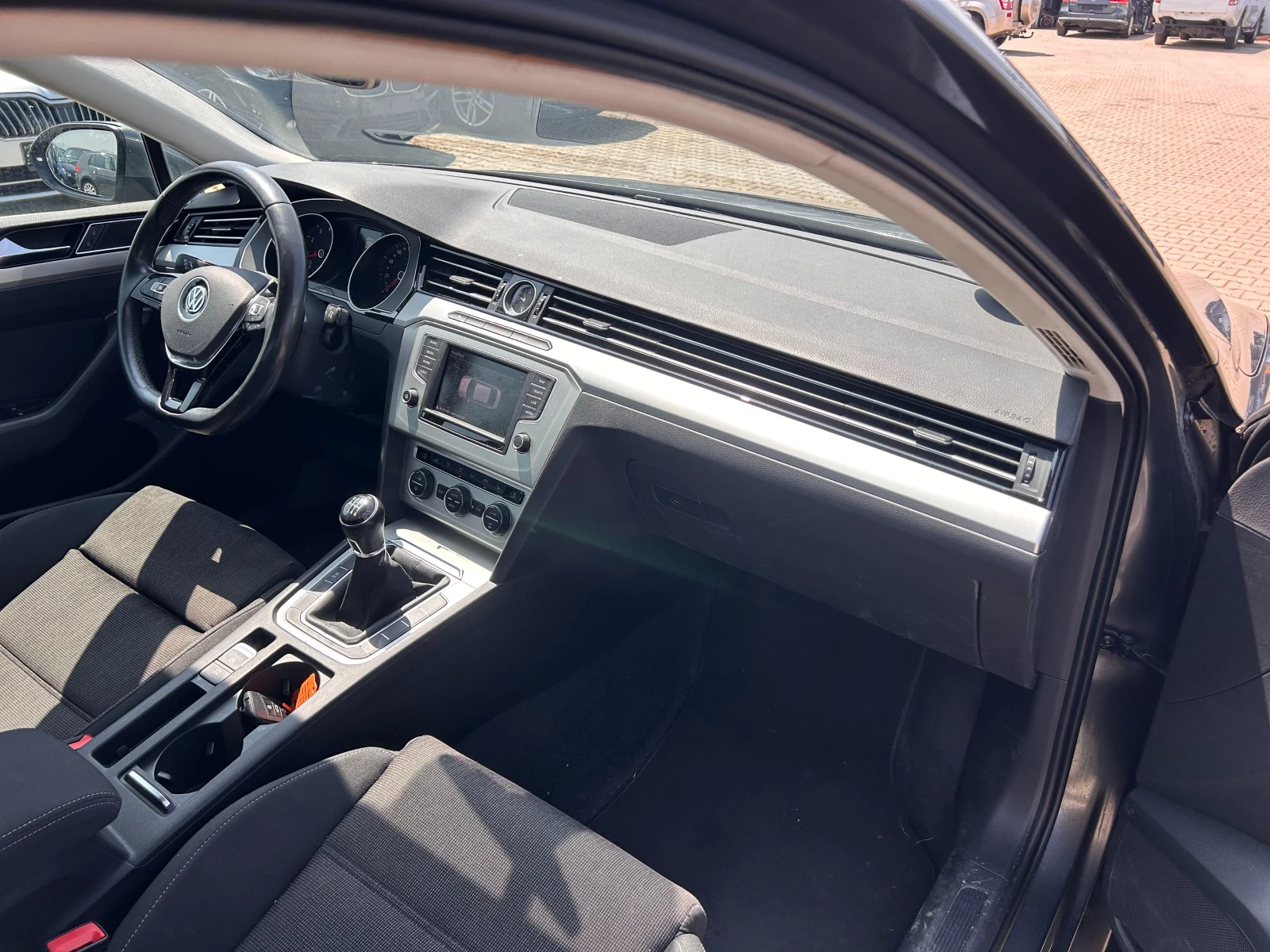 VW Passat 1.4TSI NAVI EURO 6 - изображение 10
