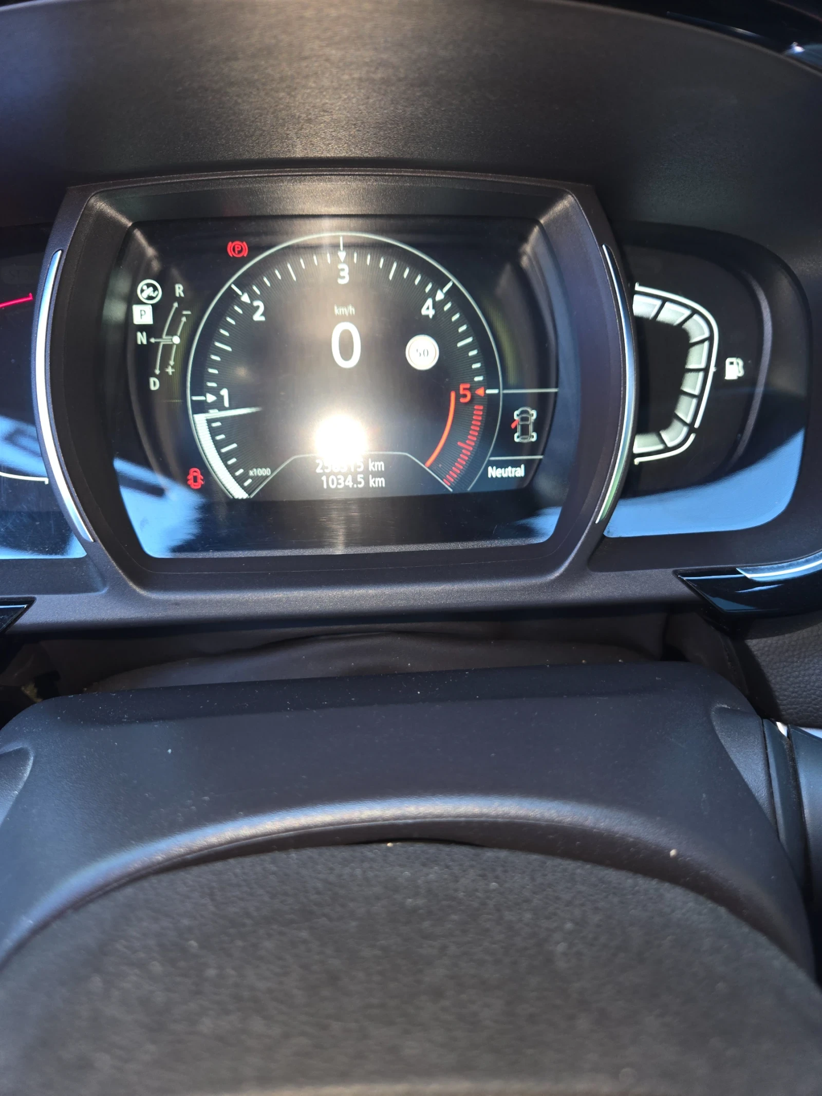 Renault Espace 1.6DCi 4 control distronik  keyless pano headup 7 | Mobile.bg   13