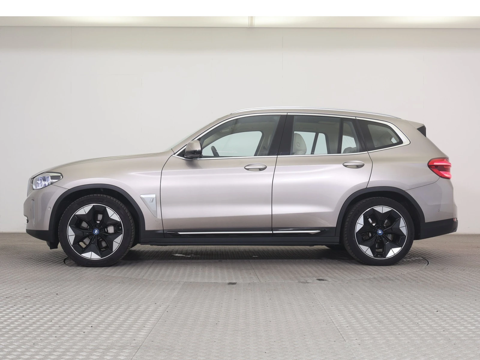 BMW iX3 * BMW iX3* 74* kWh* High* Executive * АВТОФИНАНСИР - изображение 6