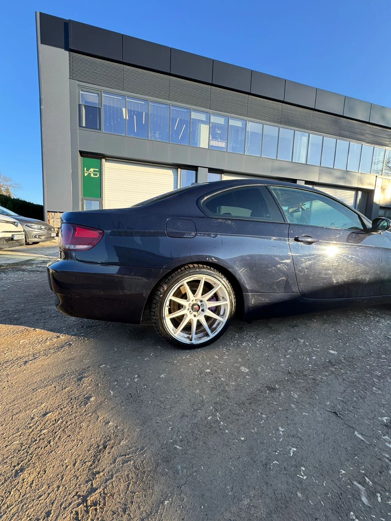 BMW 330  - изображение 6