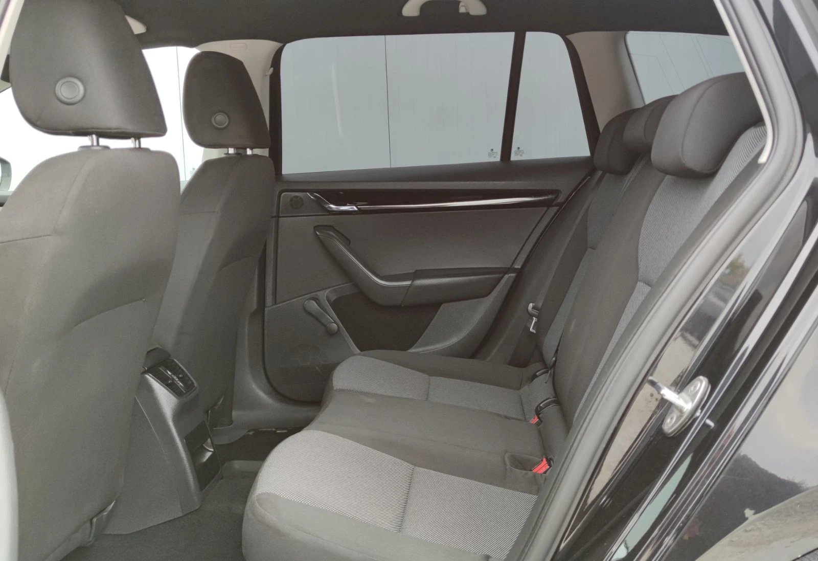 Skoda Octavia | Mobile.bg � ����������� 14