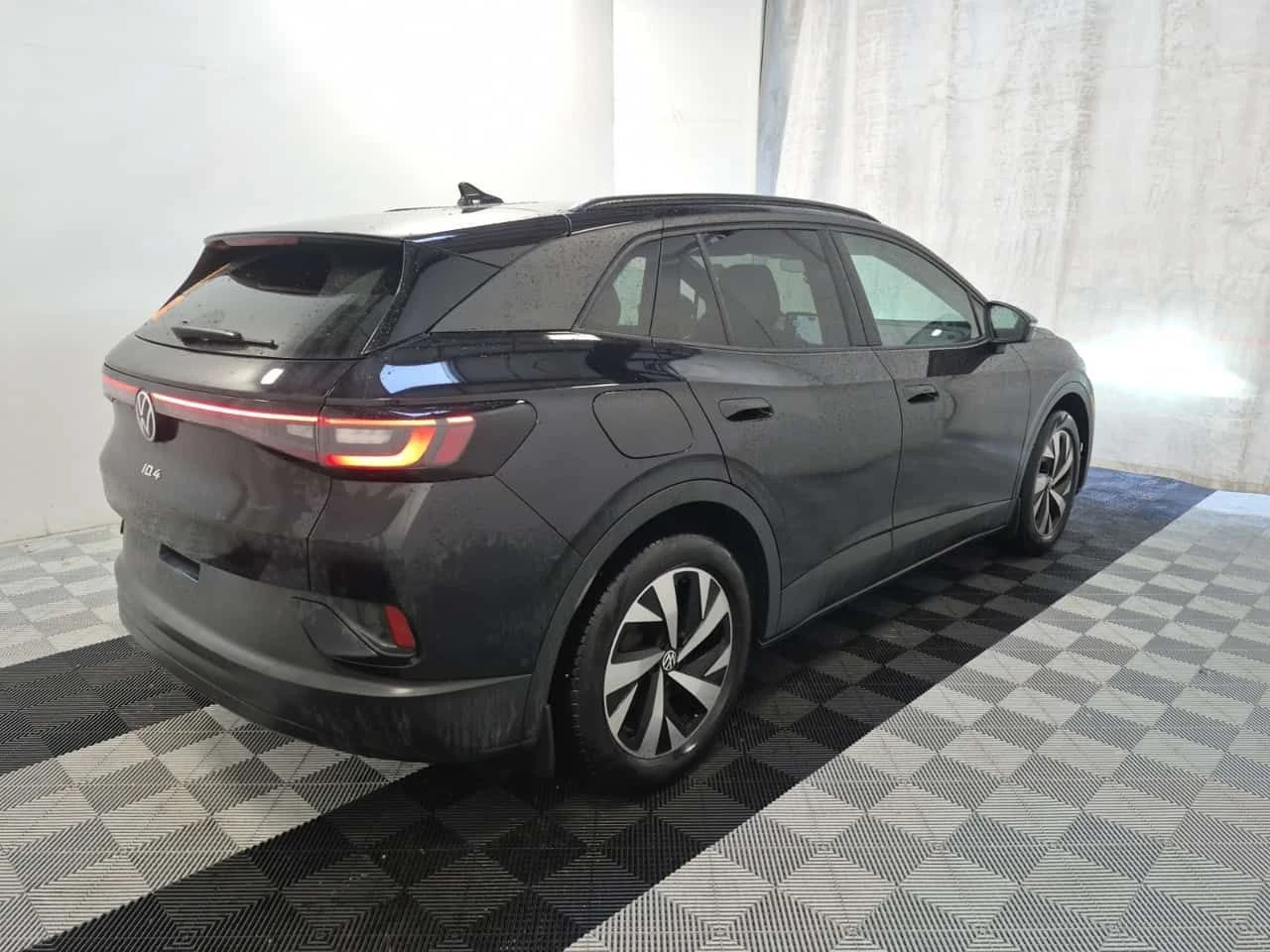 VW ID.4 * ПАНОРАМА* 2 КЛЮЧА* CARFAX *  - изображение 3