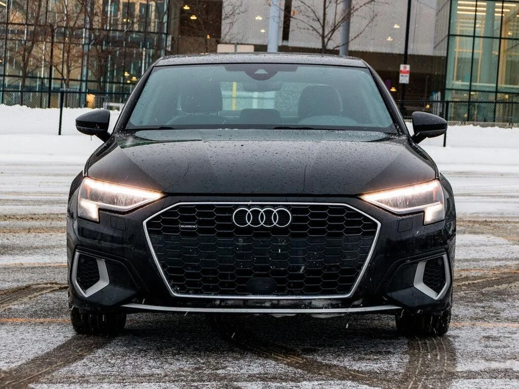 Audi A3 40 TFSI* Komfort* АвтоКредит* (ЦЕНА ДО БГ), снимка 3 - Автомобили и джипове - 54001791