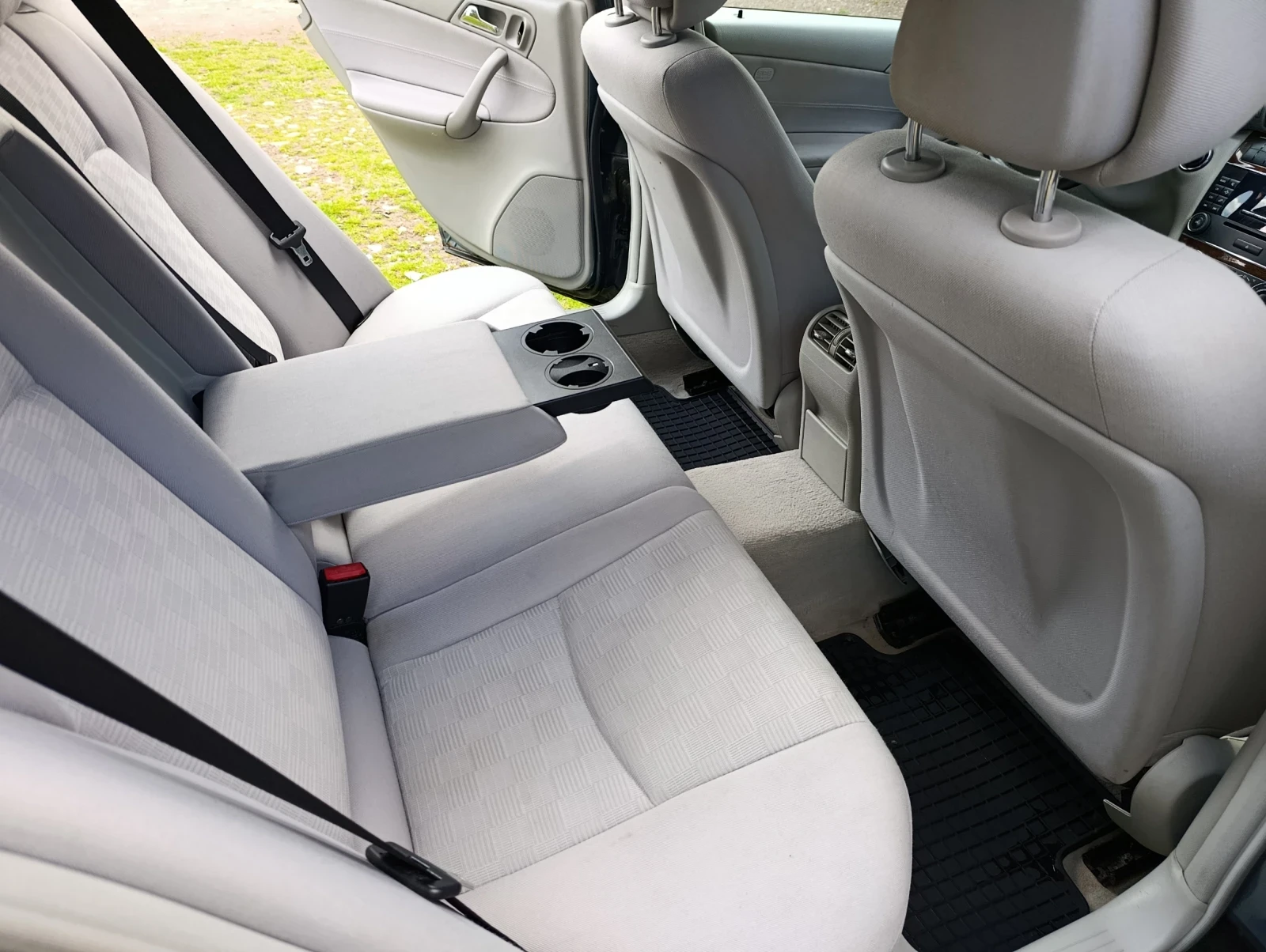 Mercedes-Benz C 280 C280i 3.0 4matic, снимка 7 - Автомобили и джипове - 54027675