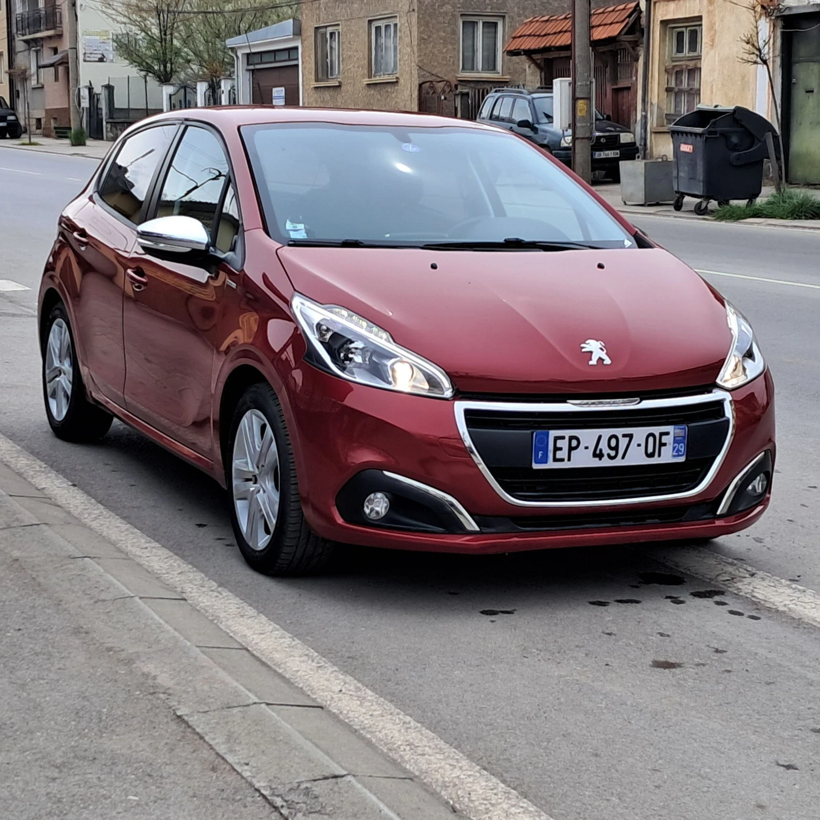 Peugeot 208 1.2 бензин, сменен ангренаж