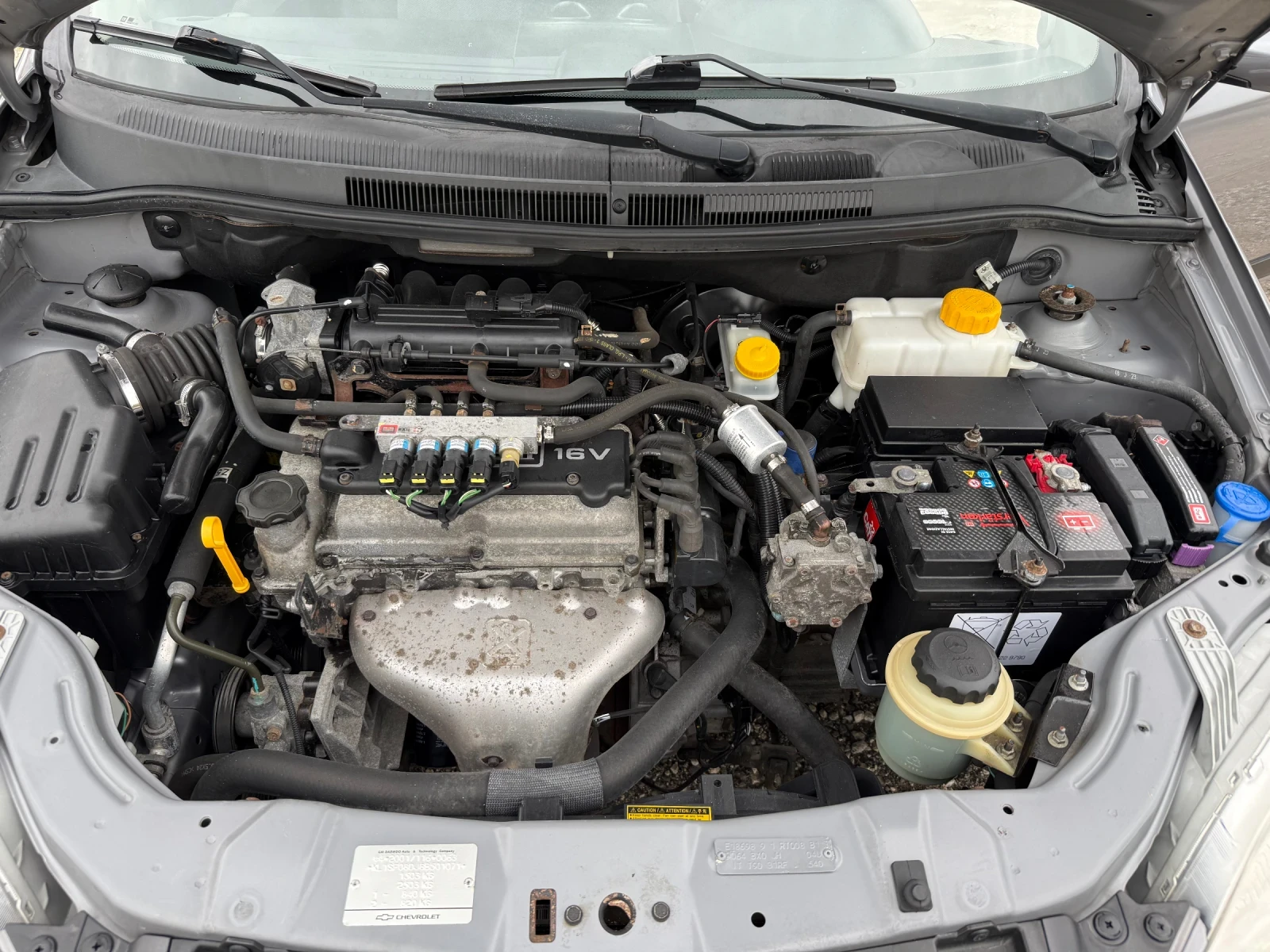 Chevrolet Aveo 1.2 бензин/ Газ, снимка 9 - Автомобили и джипове - 54217969