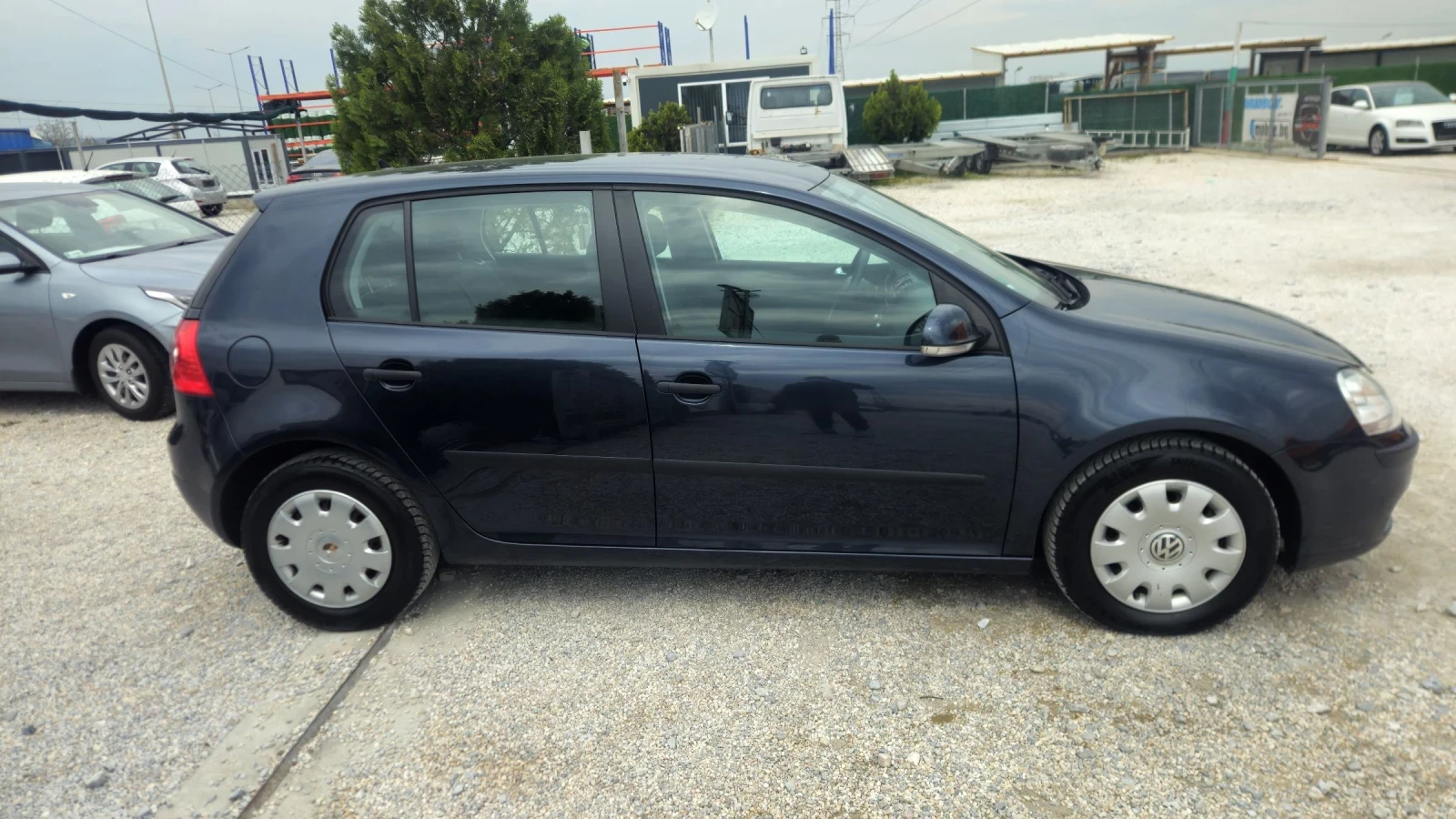 VW Golf Перфектен, снимка 4 - Автомобили и джипове - 54266035