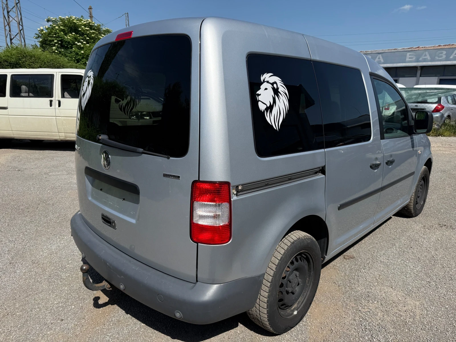 VW Caddy 2.00 метан, снимка 5 - Автомобили и джипове - 54697315