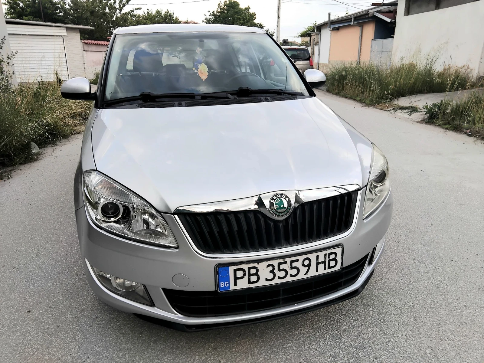 Skoda Fabia 1.2i.65k.ВЕРИГА+ КЛИМА + ГАЗОВ ИНЖЕКЦИОН , снимка 9 - Автомобили и джипове - 54806962