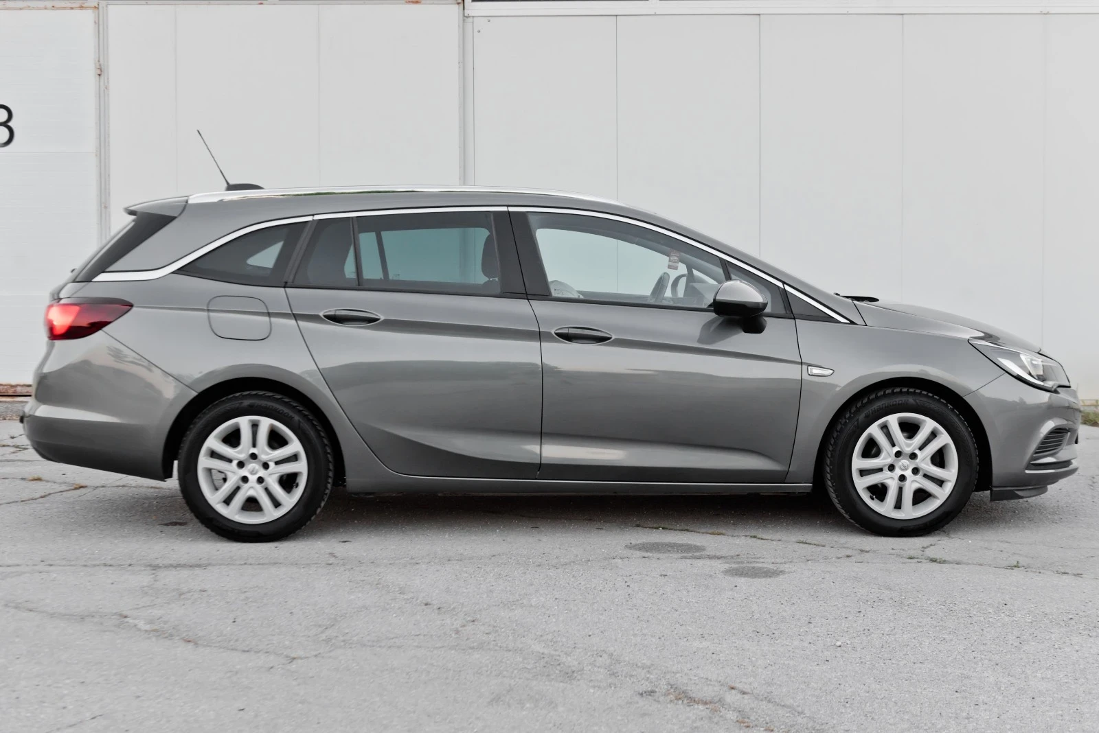 Opel Astra Opel Astra 1.6 CDTI 110к.с, снимка 6 - Автомобили и джипове - 54948920