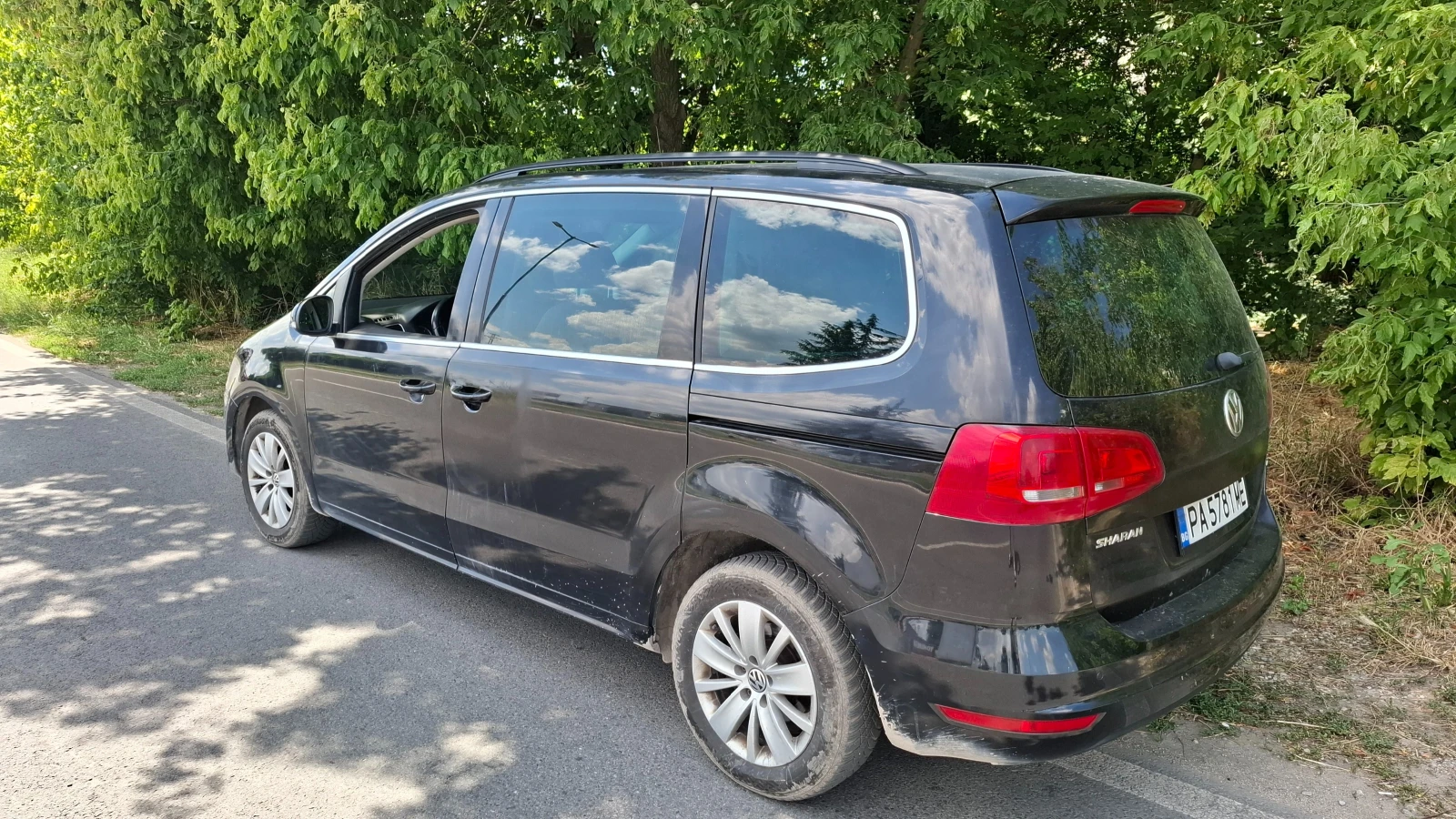 VW Sharan 2.0 TDI, снимка 7 - Автомобили и джипове - 54956199