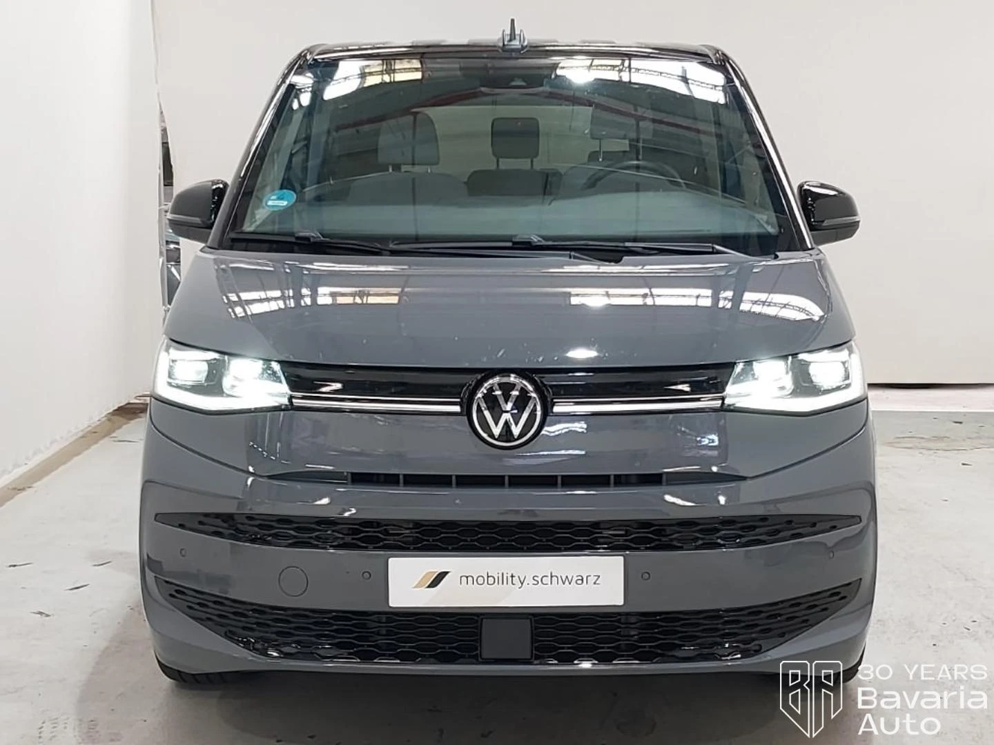 VW Multivan Edition long DSG Easy Open Basic, снимка 5 - Автомобили и джипове - 55401367
