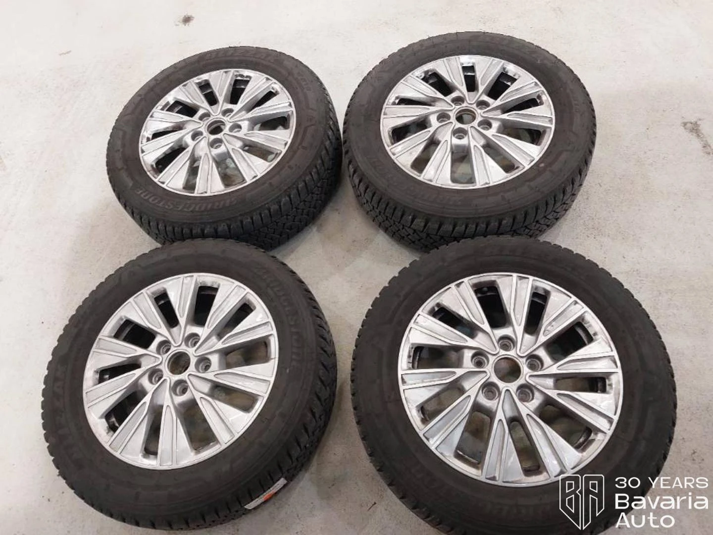 VW Multivan Edition long DSG Easy Open Basic, снимка 17 - Автомобили и джипове - 55401367