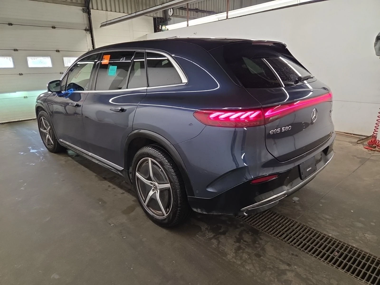 Mercedes-Benz EQS 580* Amg-pack* 4MATIC* Pano* Hyperscreen* Burm* 36, снимка 5 - Автомобили и джипове - 55586185