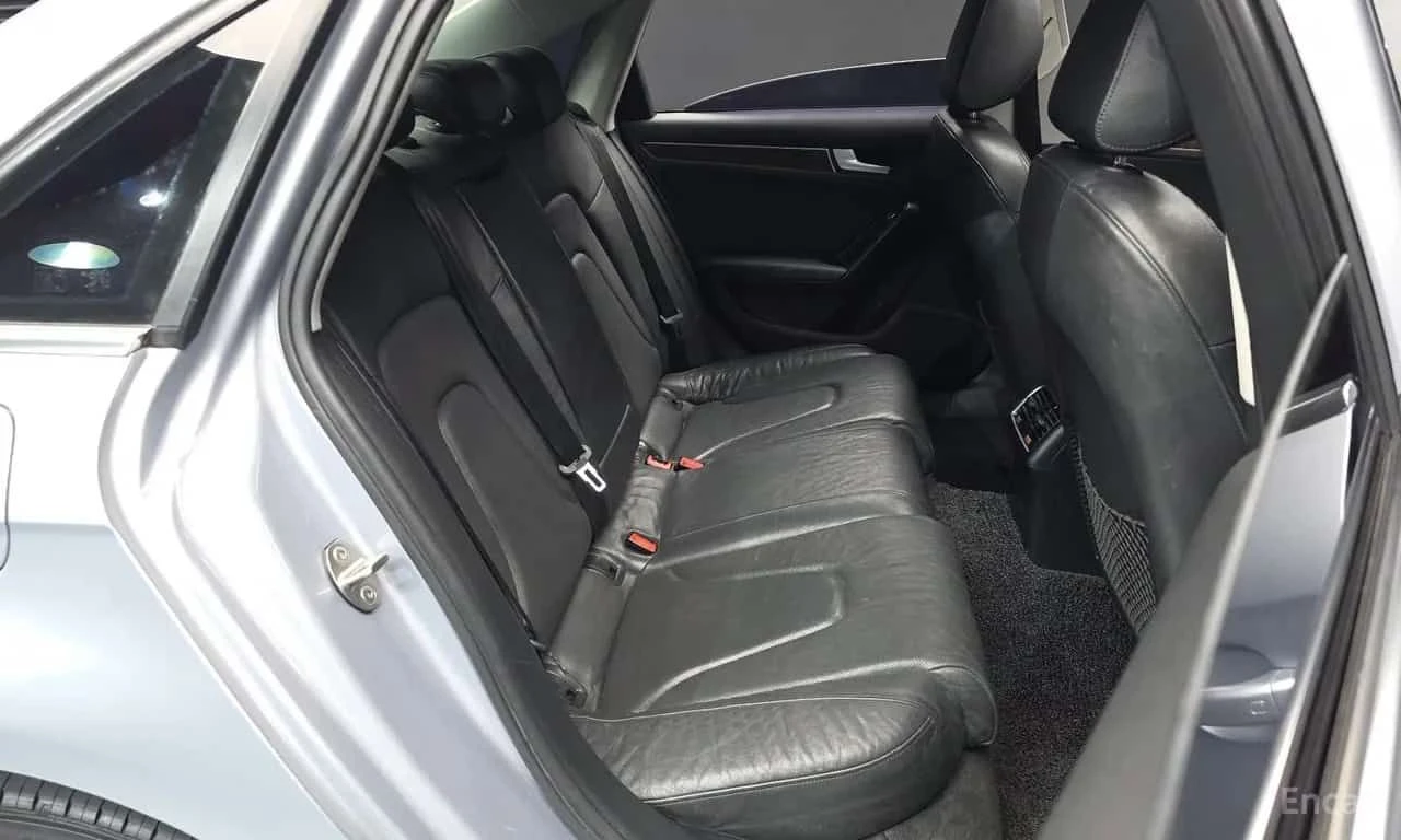 Audi A4 * 35 TDI Quattro Comfort Edition * ЦЕНА ДО БГ, снимка 12 - Автомобили и джипове - 55626449