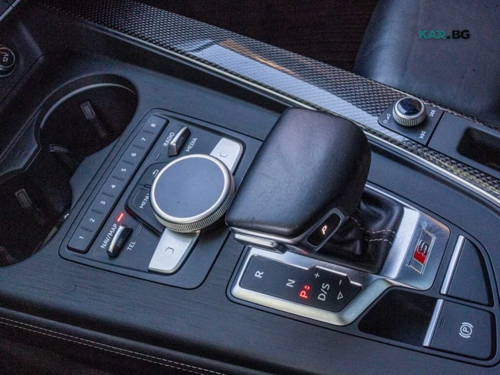 Audi S4 TECHNIK* DISTRONIC* BANG&OLUFSEN* МАСАЖ, снимка 17 - Автомобили и джипове - 55695840