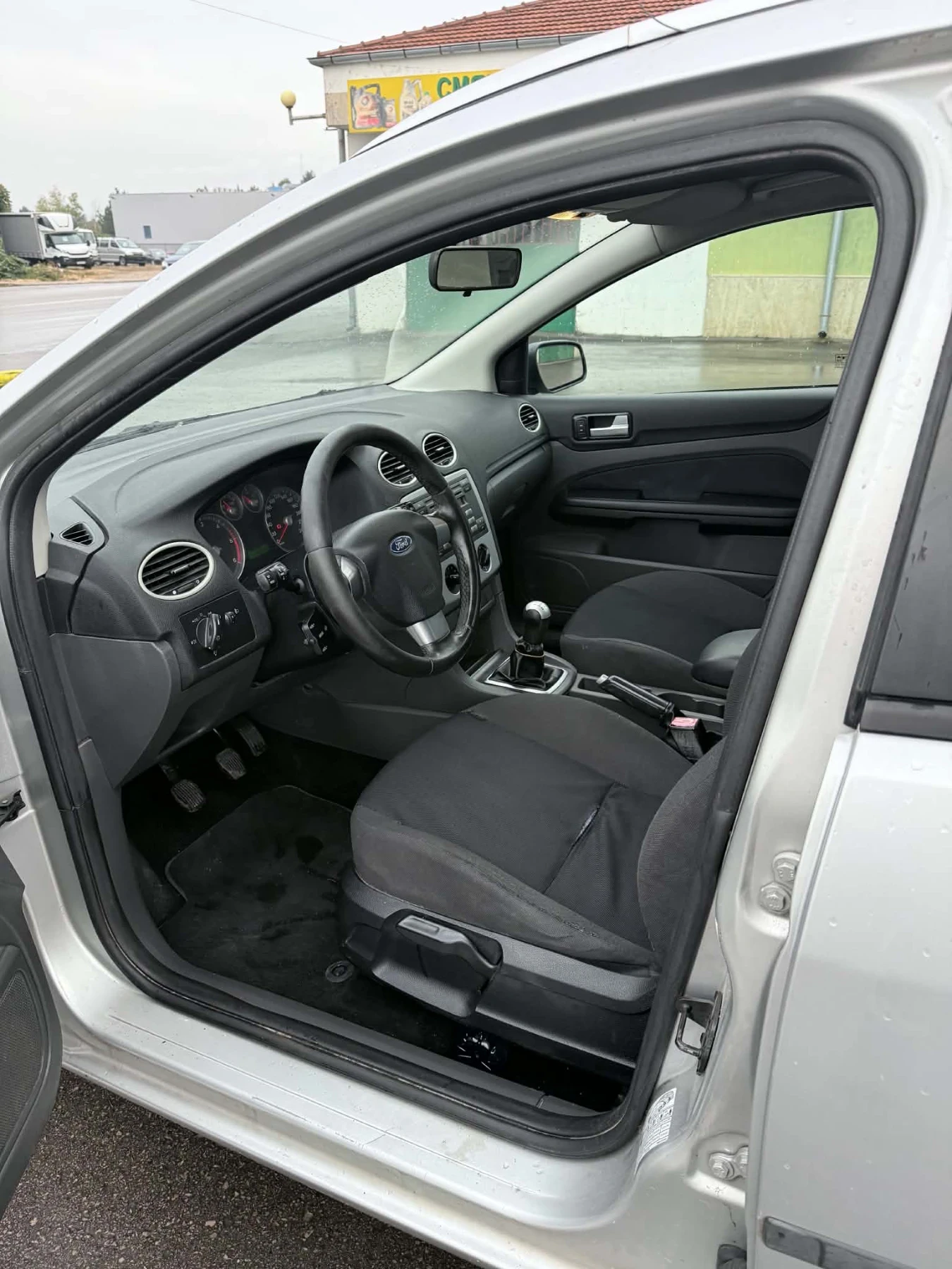 Ford Focus 1.6 TDCi 90hp, снимка 9 - Автомобили и джипове - 56267490