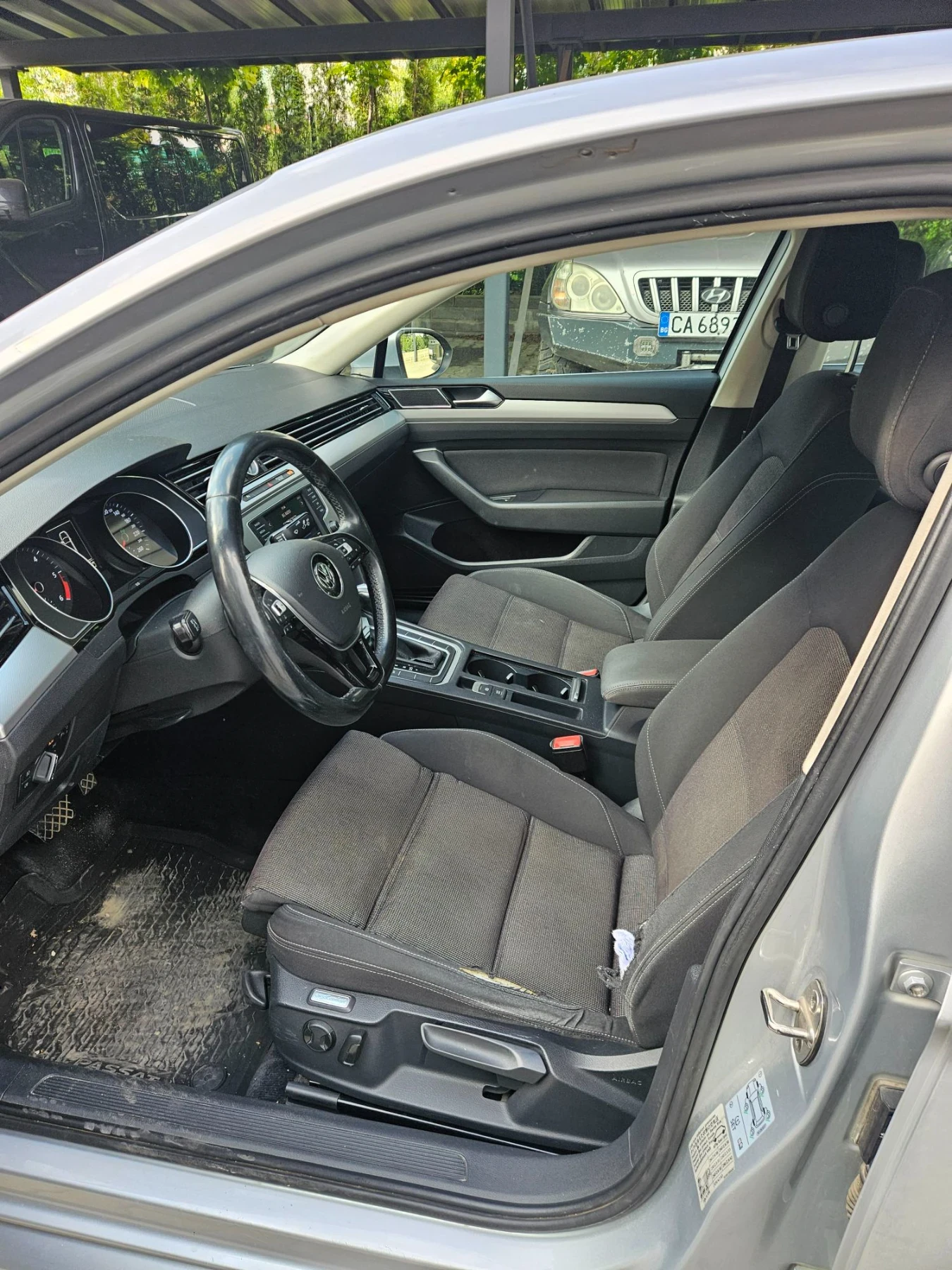 VW Passat, снимка 6 - Автомобили и джипове - 56330015