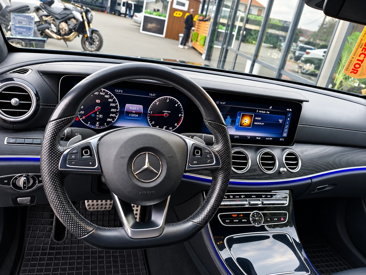 Mercedes-Benz E 220 AMG 4matic, head up, F1 , digital | Mobile.bg � ����������� 11